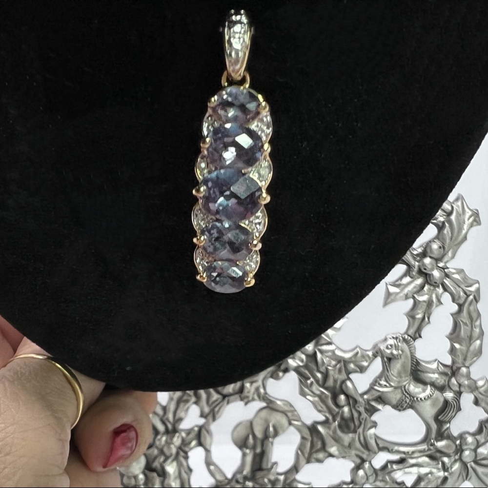 Mystic Topaz (Violet & Blues) & Diamond Pendant - Picture 2 of 5
